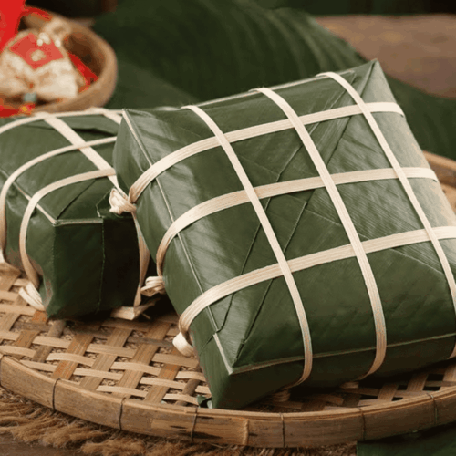 Bánh chưng truyền thống cung cấp protein và năng lượng ngày Tết