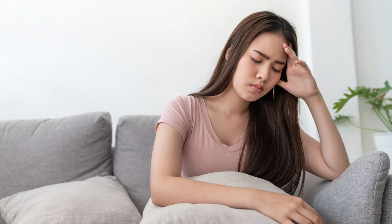 Dấu hiệu cơ thể thiếu chất và suy giảm miễn dịch như mệt mỏi, dễ ốm và lâu hồi phục